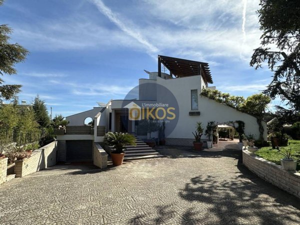 casa indipendente in vendita a Castellana Grotte