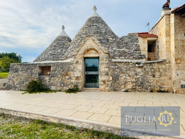 casa indipendente in vendita a Castellana Grotte