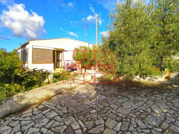 casa indipendente in vendita a Castellana Grotte