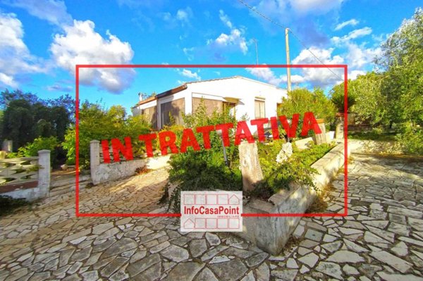 casa indipendente in vendita a Castellana Grotte