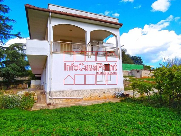 casa indipendente in vendita a Castellana Grotte