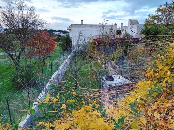 casa indipendente in vendita a Castellana Grotte
