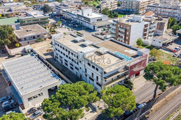 capannone in vendita a Castellana Grotte
