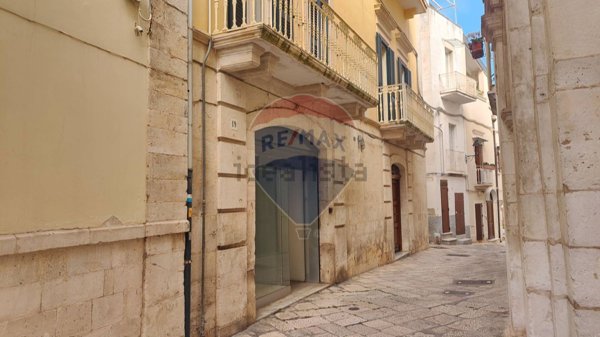 locale commerciale in vendita a Castellana Grotte