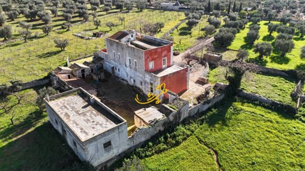 casa indipendente in vendita a Castellana Grotte