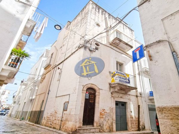 casa indipendente in vendita a Castellana Grotte