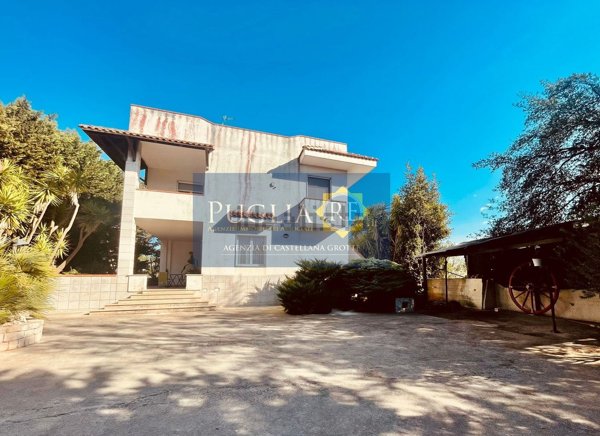casa indipendente in vendita a Castellana Grotte