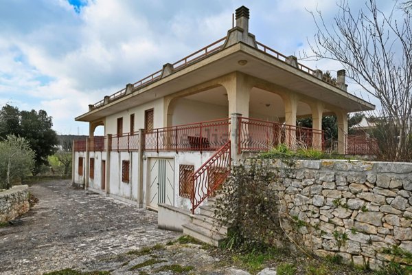 casa indipendente in vendita a Castellana Grotte