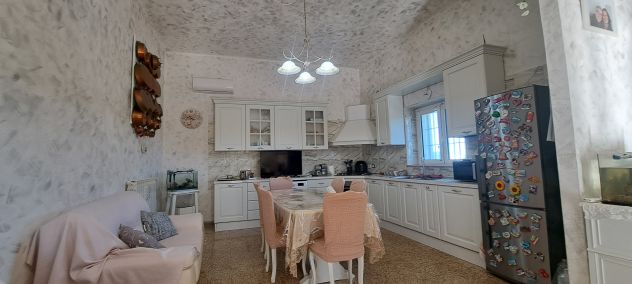 casa indipendente in vendita a Castellana Grotte