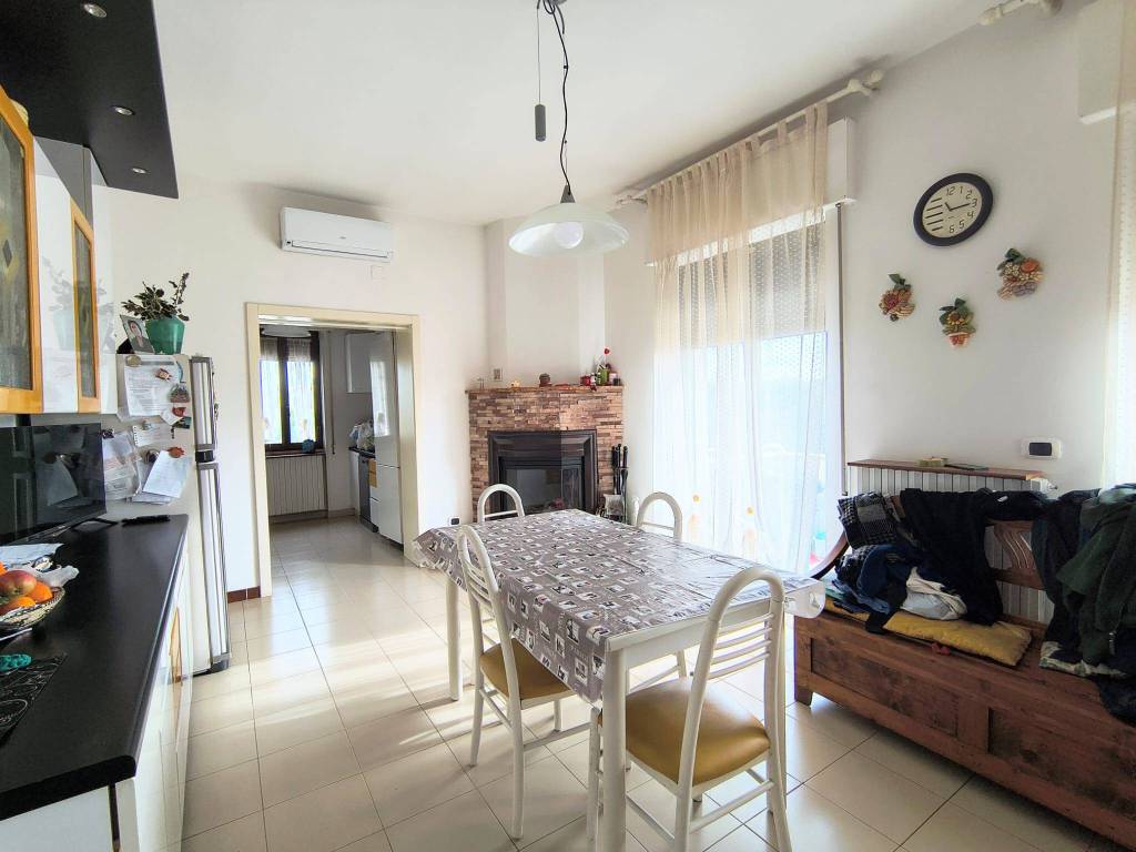 casa indipendente in vendita a Castellana Grotte