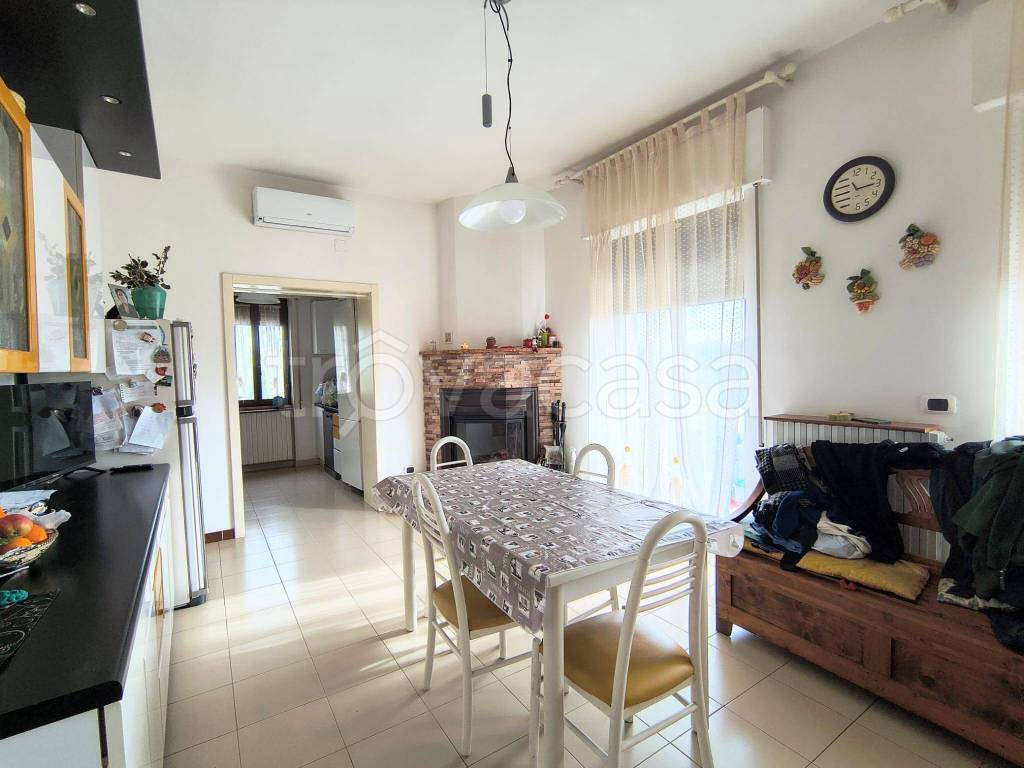 casa indipendente in vendita a Castellana Grotte