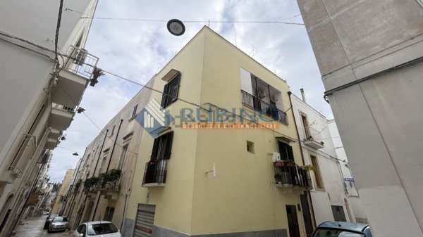 casa indipendente in vendita a Castellana Grotte