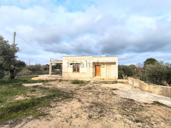 casa indipendente in vendita a Castellana Grotte
