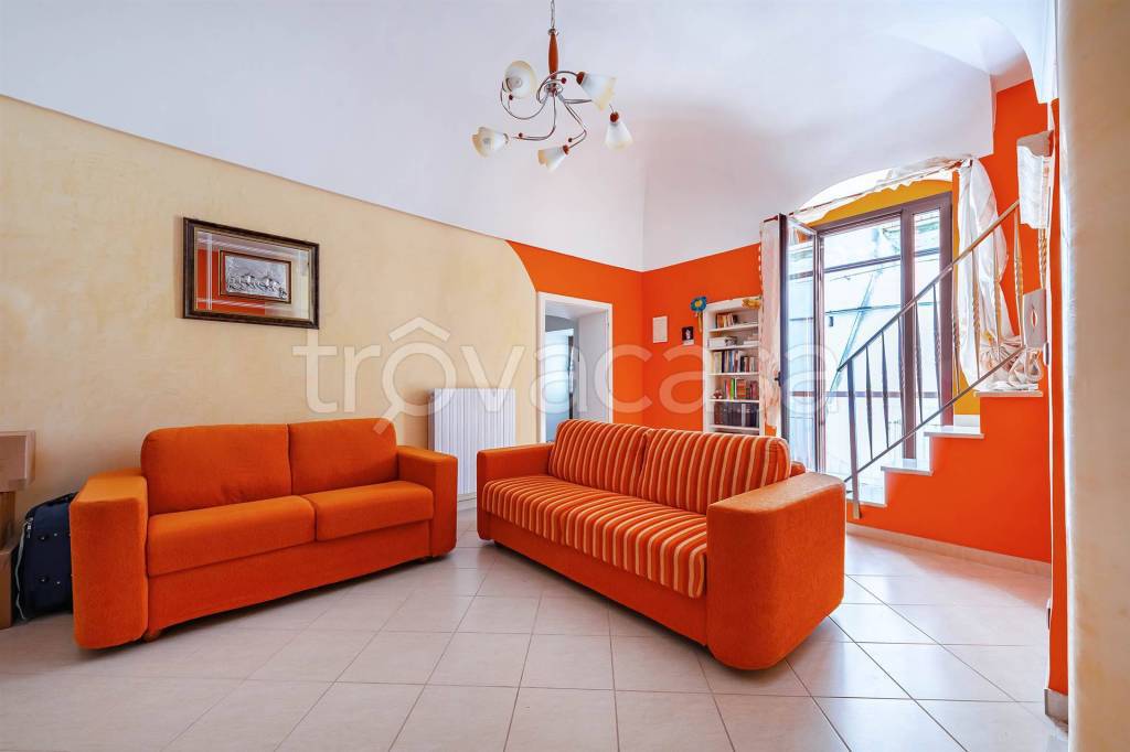 casa indipendente in vendita a Castellana Grotte