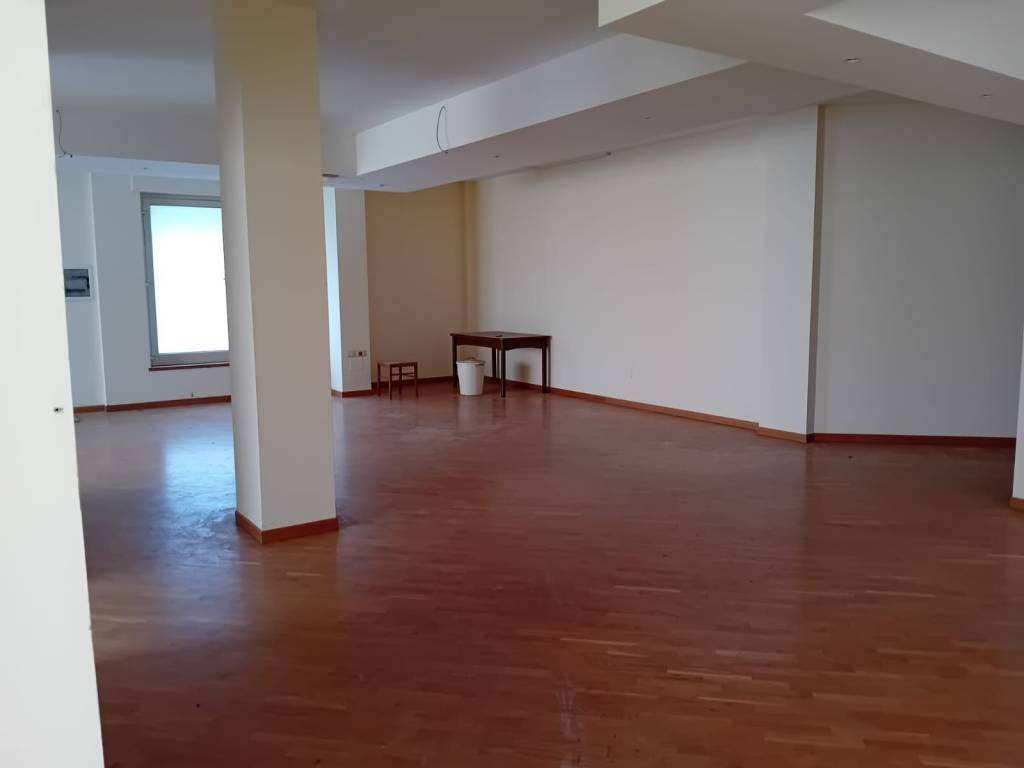 negozio in vendita a Castellana Grotte