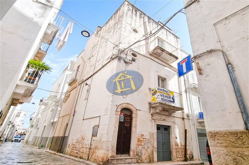 casa indipendente in vendita a Castellana Grotte