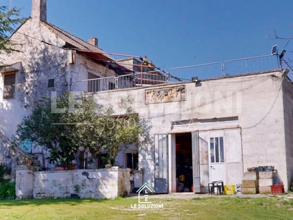 casa semindipendente in vendita a Castellana Grotte