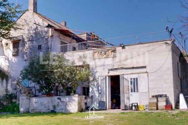 casa semindipendente in vendita a Castellana Grotte
