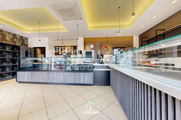 negozio in vendita a Castellana Grotte