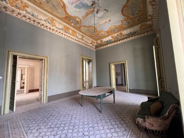 locale commerciale in vendita a Castellana Grotte