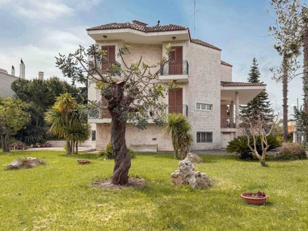 casa indipendente in vendita a Castellana Grotte