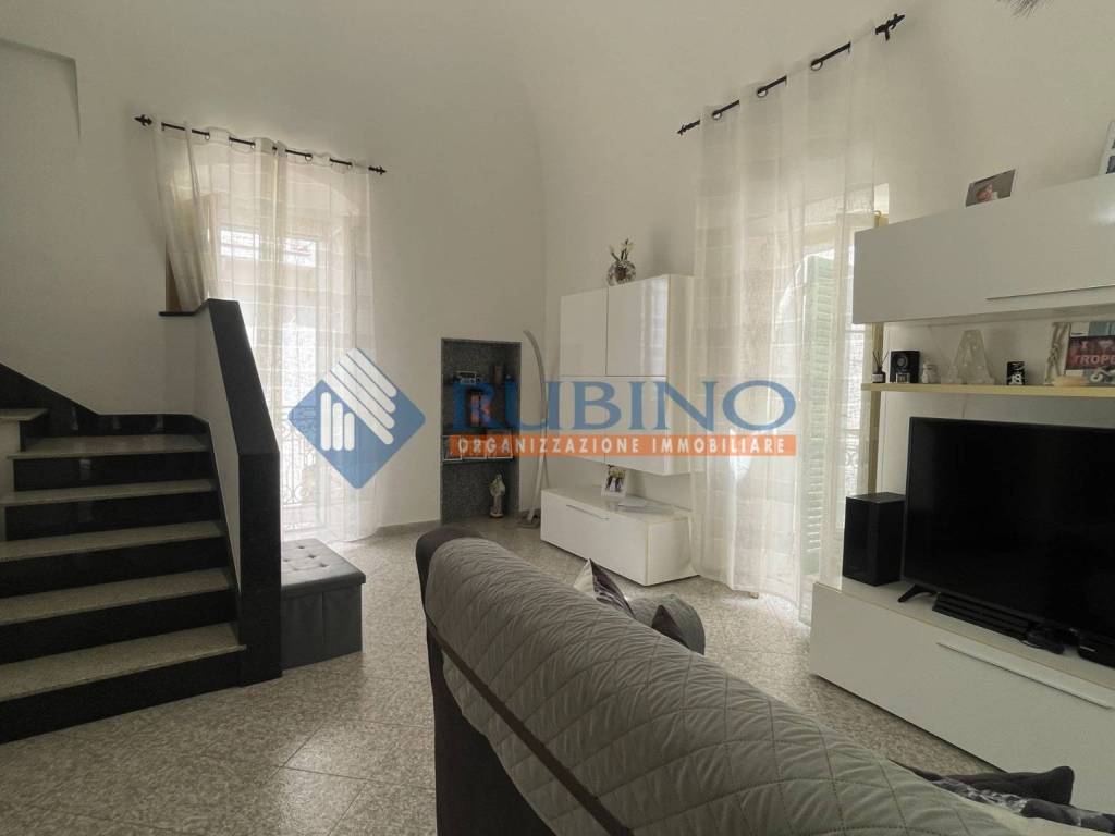 casa indipendente in vendita a Castellana Grotte