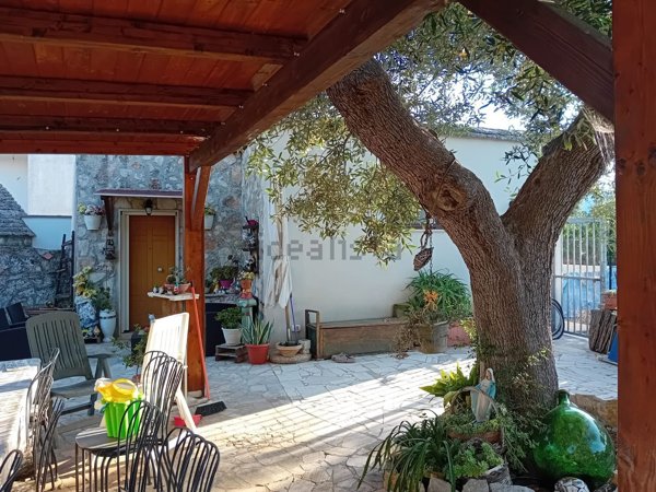 quadrivano in vendita a Castellana Grotte