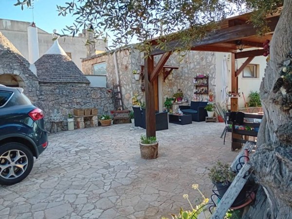 quadrivano in vendita a Castellana Grotte