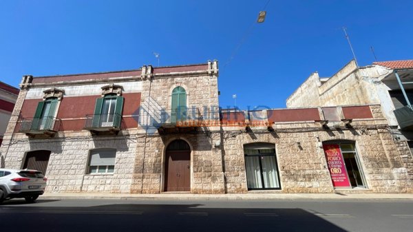 casa indipendente in vendita a Castellana Grotte