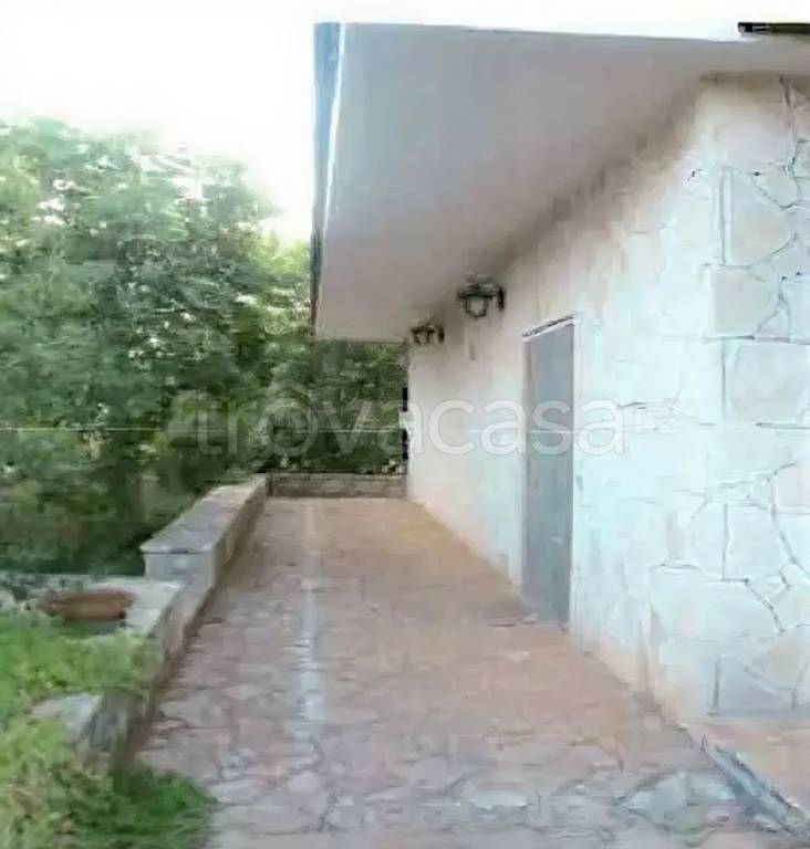 casa indipendente in vendita a Castellana Grotte