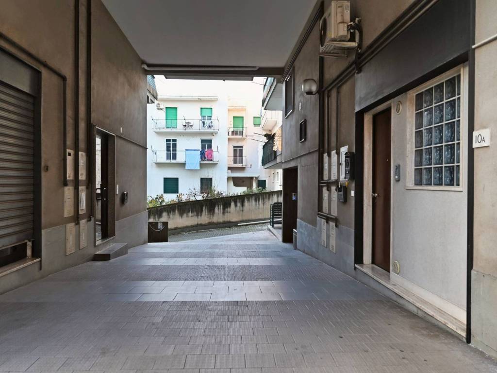 box auto in vendita a Castellana Grotte
