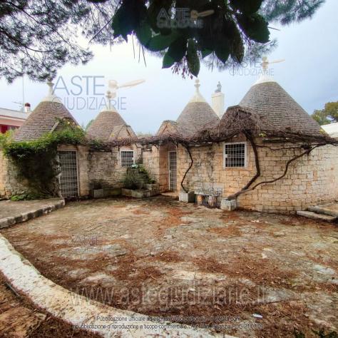 casa indipendente in vendita a Castellana Grotte