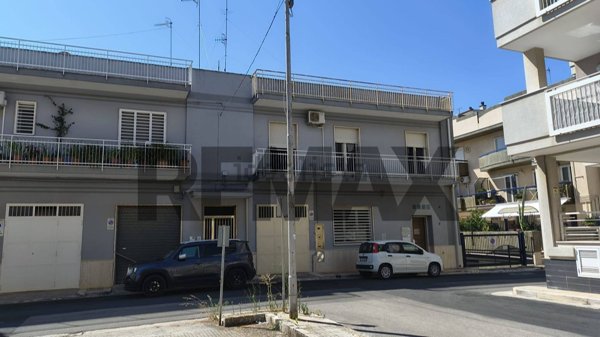 casa indipendente in vendita a Castellana Grotte