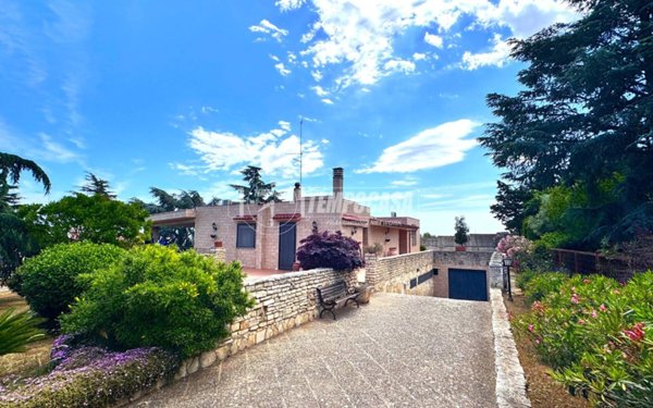 casa indipendente in vendita a Cellamare