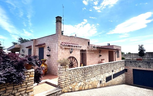 casa indipendente in vendita a Cellamare