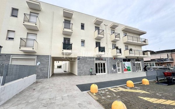 negozio in vendita a Cellamare