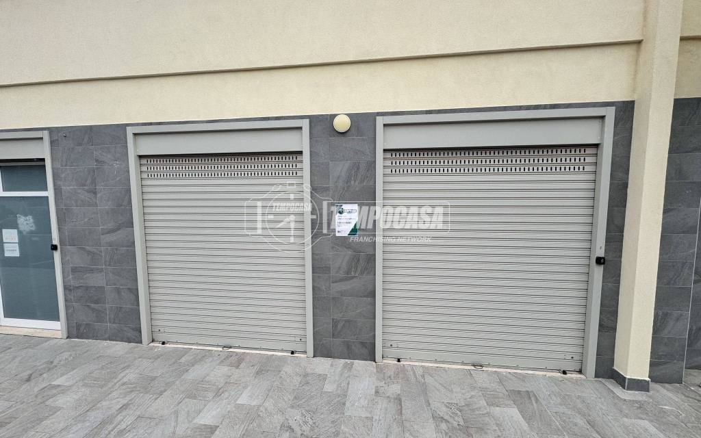 negozio in vendita a Cellamare