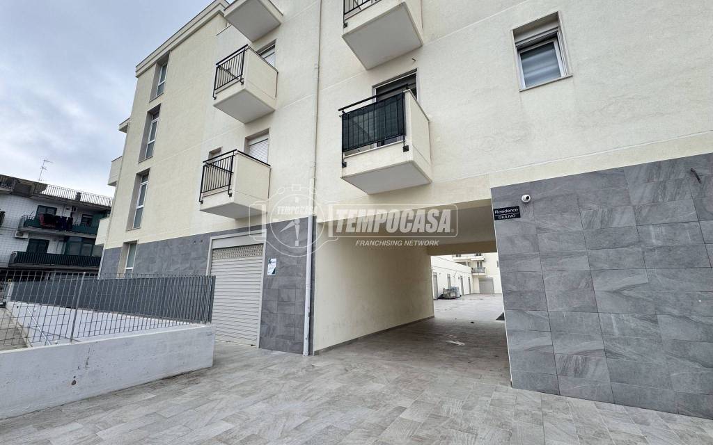 negozio in vendita a Cellamare