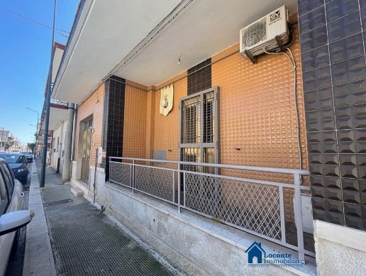 casa indipendente in vendita a Cellamare