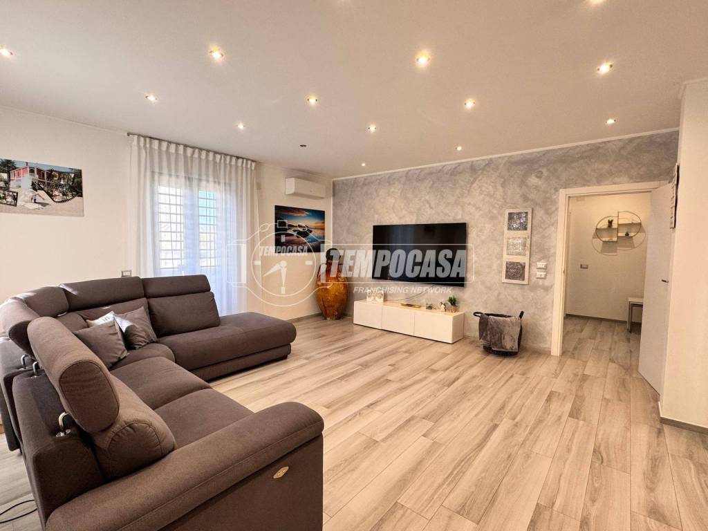 casa indipendente in vendita a Cellamare