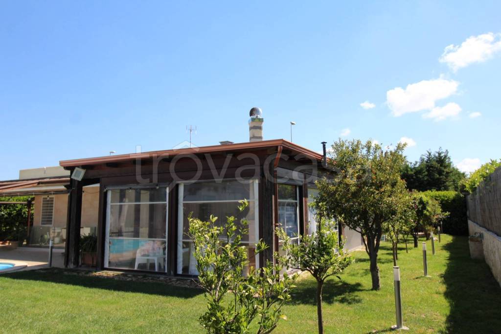 casa indipendente in vendita a Cellamare