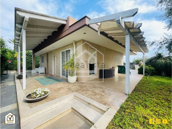 casa indipendente in vendita a Cellamare
