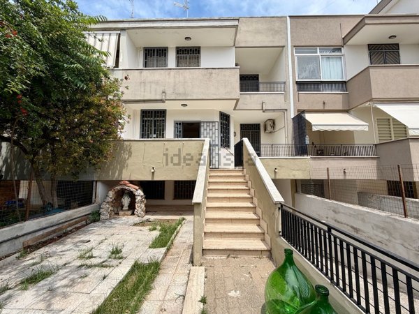 casa indipendente in vendita a Cellamare