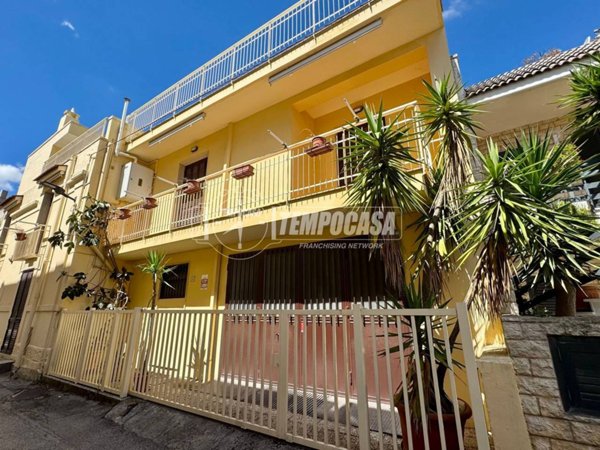 casa indipendente in vendita a Cellamare
