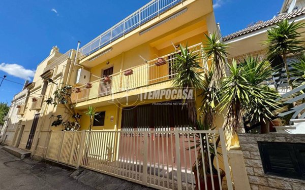 casa indipendente in vendita a Cellamare