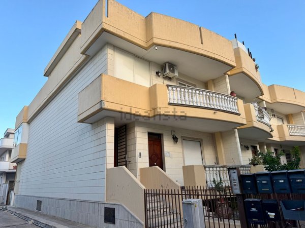 casa indipendente in vendita a Cellamare