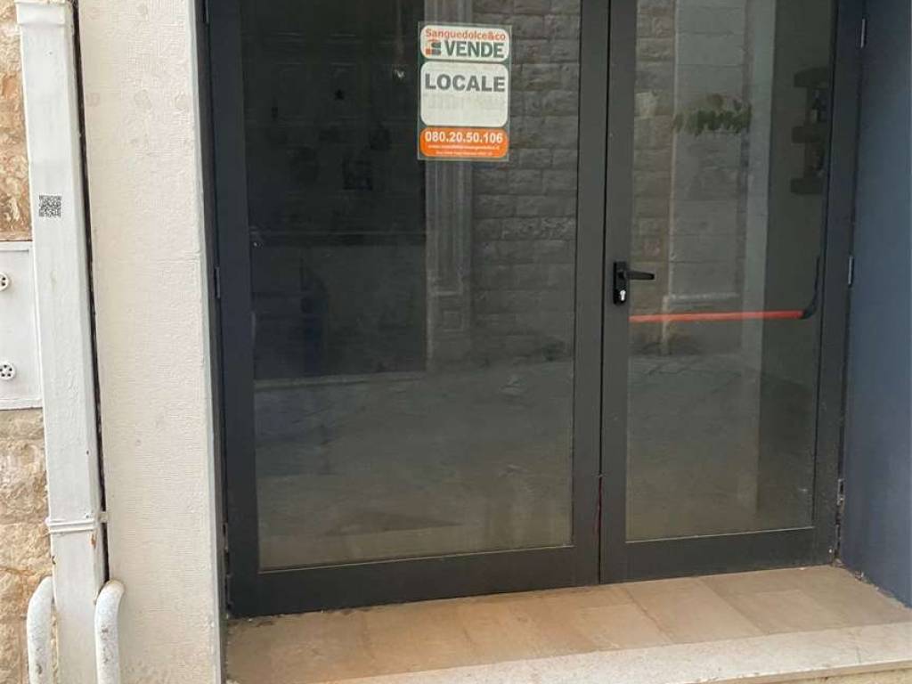 negozio in vendita a Conversano