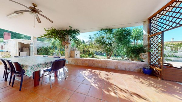 casa indipendente in vendita a Conversano