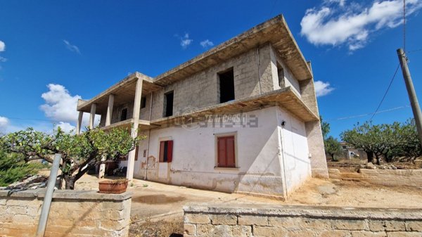 casa indipendente in vendita a Conversano