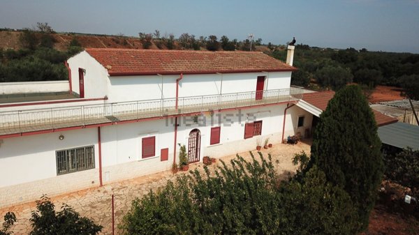 casa indipendente in vendita a Conversano